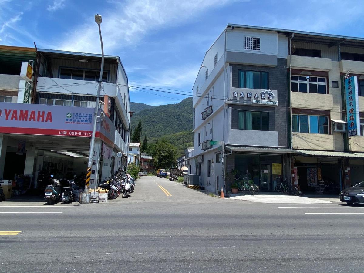 Meet Guanshan Exterior photo