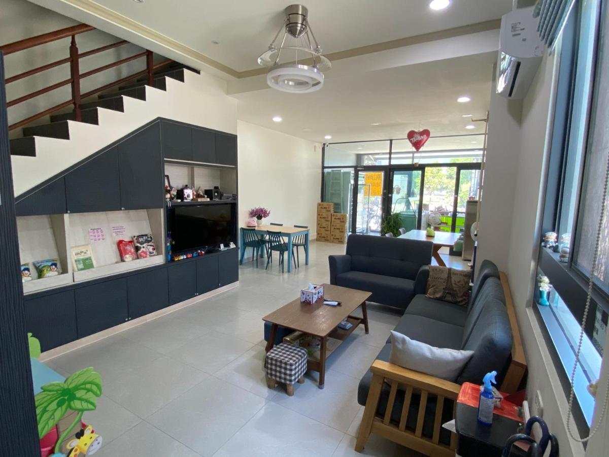 Meet Guanshan Exterior photo